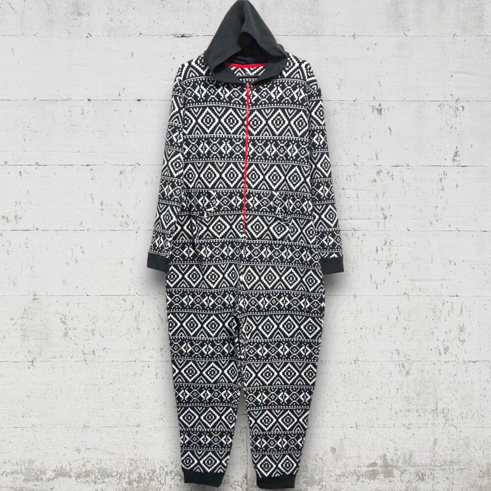 Cuddl Duds Fleece Black White Red Geometric Pajama Lounge Jumpsuit Women’s L